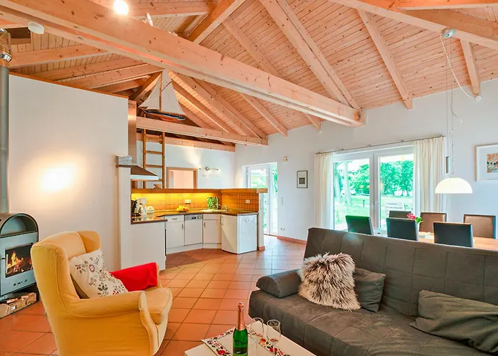 Am Plauer 度假居 Lenz